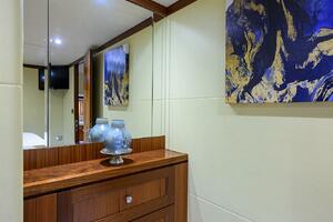 CLAYPEN 90ft Ocean Alexander Yacht For Sale