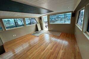 1991 Hatteras Cockpit Motor Yacht thumbnail 17