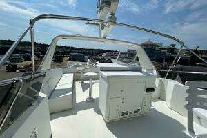 1991 Hatteras Cockpit Motor Yacht thumbnail 19