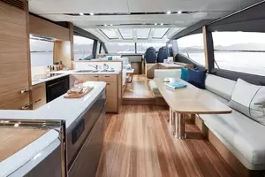 2026 Princess V65 Express thumbnail 7