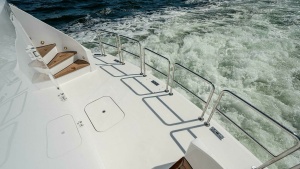 Magnum Ride 100ft Hatteras Yacht For Sale