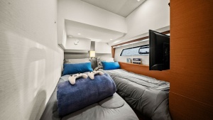 YACHTWAVE 50ft Prestige Yacht For Sale