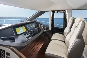 2027 Princess Y72 thumbnail 23