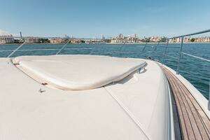 2007 Azimut Evolution thumbnail 31