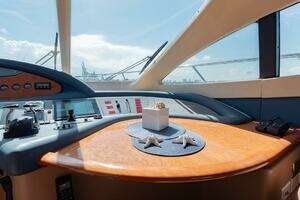 2007 Azimut Evolution thumbnail 54