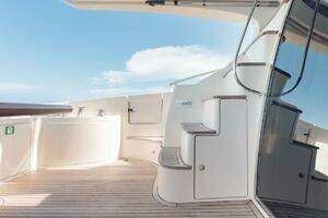 2007 Azimut Evolution thumbnail 28