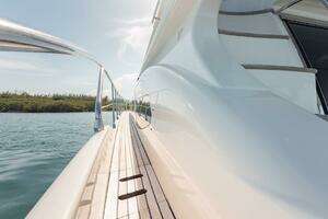 2007 Azimut Evolution thumbnail 25