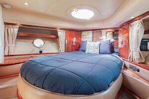 2007 Azimut Evolution thumbnail 68