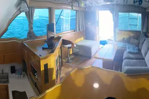 1982 Hatteras Convertible thumbnail 5