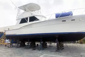 1982 Hatteras Convertible thumbnail 11