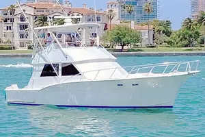 1982 Hatteras Convertible thumbnail 3