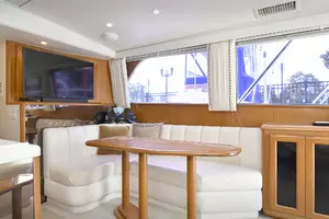 1997 Viking 47 Convertible thumbnail 22
