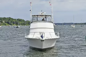 1997 Viking 47 Convertible thumbnail 6