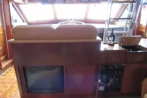 1987 Hatteras thumbnail 24