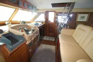 1987 Hatteras thumbnail 6