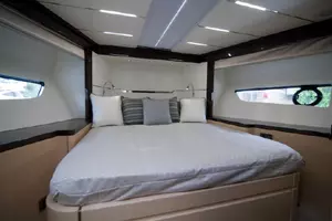 2018 Sunseeker Predator thumbnail 33