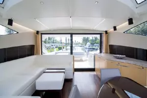 2018 Sunseeker Predator thumbnail 19