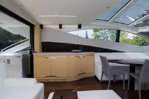 2018 Sunseeker Predator thumbnail 24