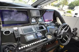2018 Sunseeker Predator thumbnail 32