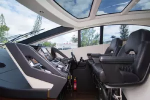 2018 Sunseeker Predator thumbnail 26