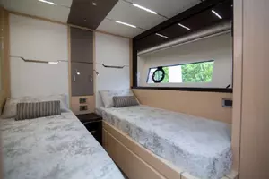 2018 Sunseeker Predator thumbnail 41