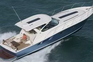 2017 Tiara Yachts thumbnail 1