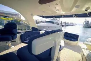 2005 Sea Ray Sundancer thumbnail 3