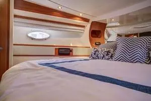2008 Pershing thumbnail 23