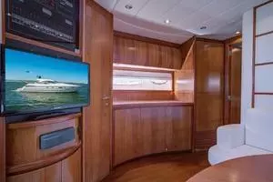 2008 Pershing thumbnail 21
