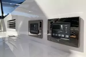 2014 Sunseeker San Remo thumbnail 12