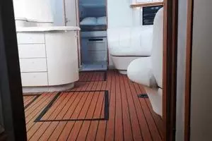 1997 Sea Ray Sundancer thumbnail 3