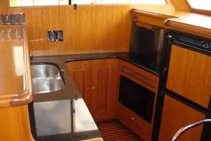 2005 Ocean Alexander Motor thumbnail 9