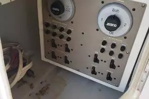 2002 Maxum 4200 SCR thumbnail 17