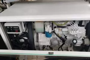 2002 Maxum 4200 SCR thumbnail 38