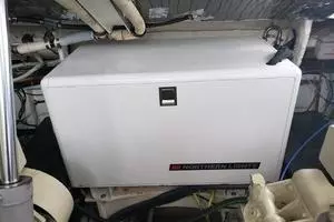 2002 Maxum 4200 SCR thumbnail 37