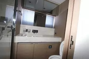 2017 Prestige Motoryacht thumbnail 21