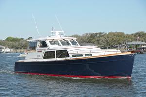 Huckins 44 - Knight Kap - Exterior Profile