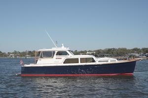 Huckins 44 - Knight Kap - Exterior Profile