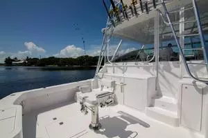 2001 Viking 50 Express thumbnail 41