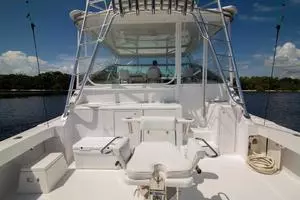 2001 Viking 50 Express thumbnail 40