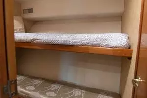 2001 Viking 50 Express thumbnail 16