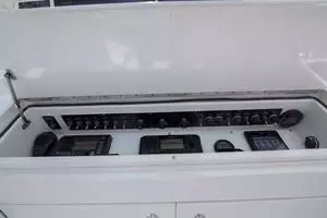 2001 Viking 50 Express thumbnail 30