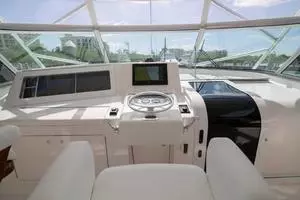 2001 Viking 50 Express thumbnail 27