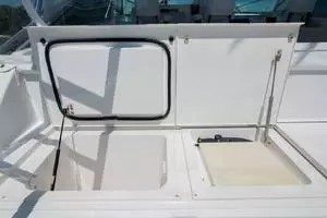 2001 Viking 50 Express thumbnail 44