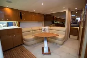 2001 Viking 50 Express thumbnail 2