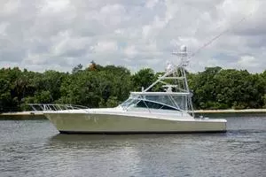 2001 Viking 50 Express thumbnail 1