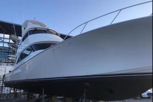 Viking 68- Side View