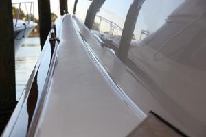 Viking 68 - Side Deck