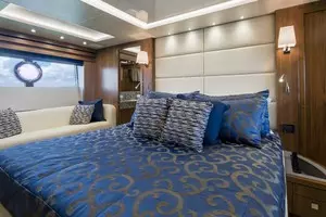 2018 Sunseeker 86 Yacht thumbnail 34