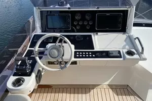 2015 Sunseeker Manhattan 55 thumbnail 11